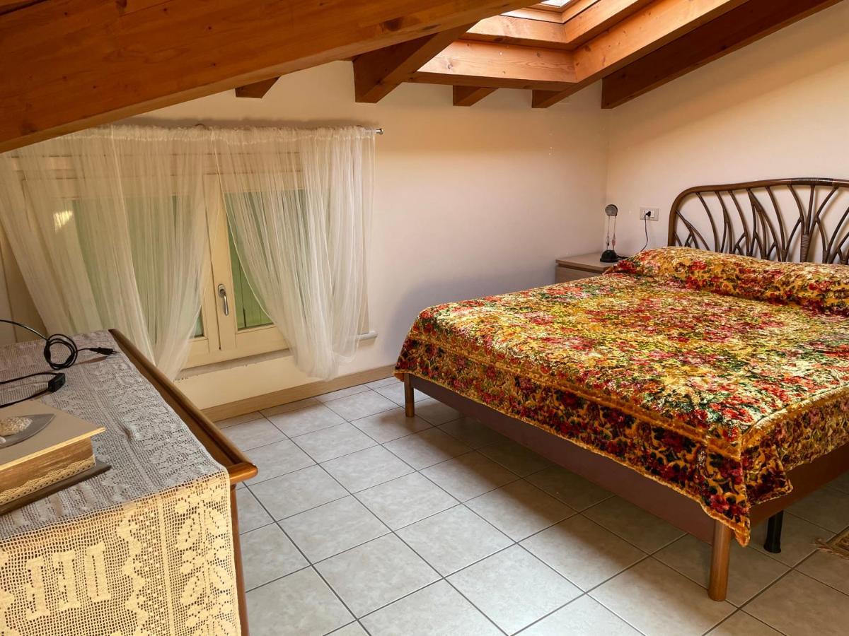 Anna Appartamento Vacanze Monticelli Brusati エクステリア 写真