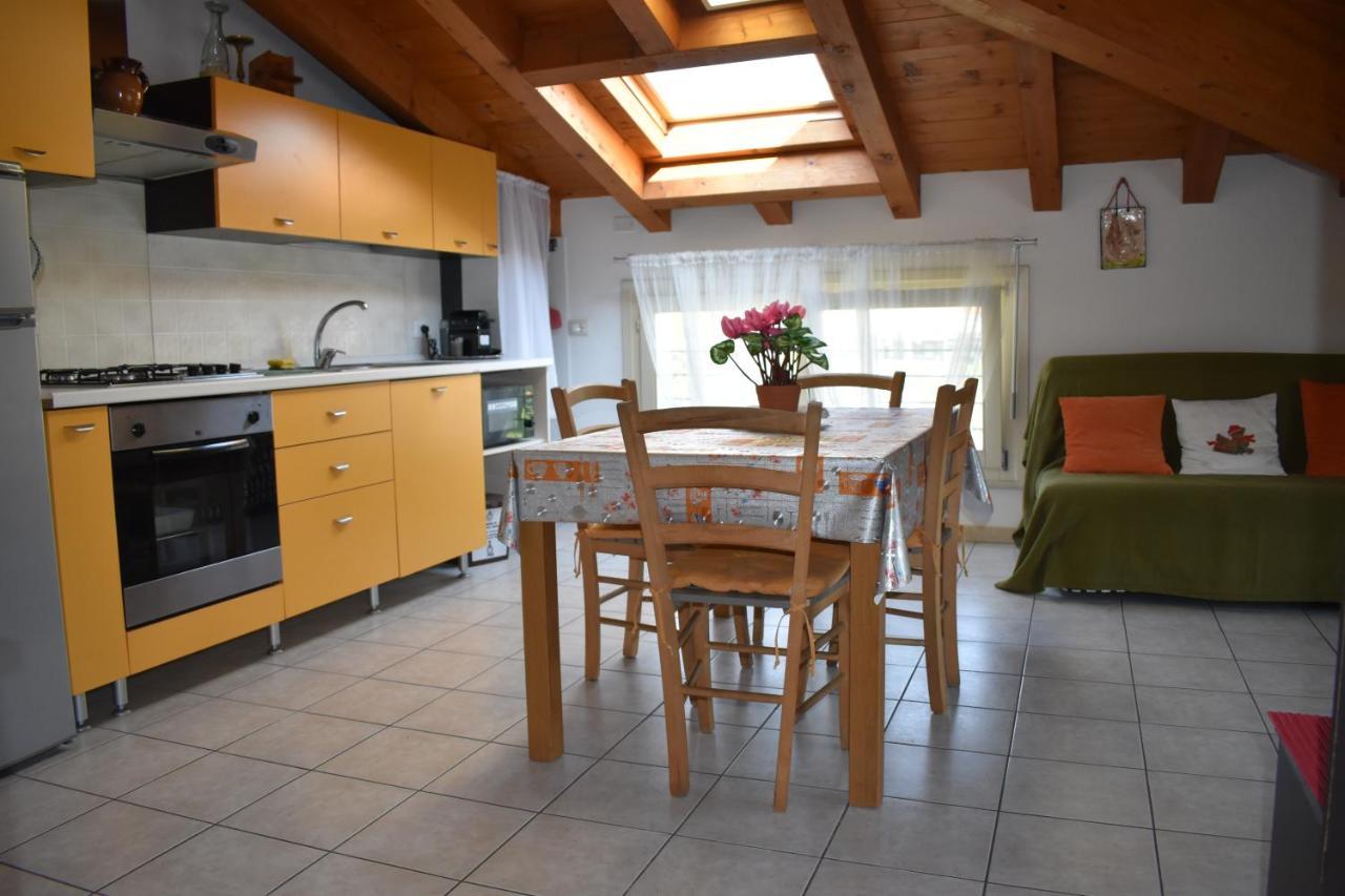 Anna Appartamento Vacanze Monticelli Brusati エクステリア 写真