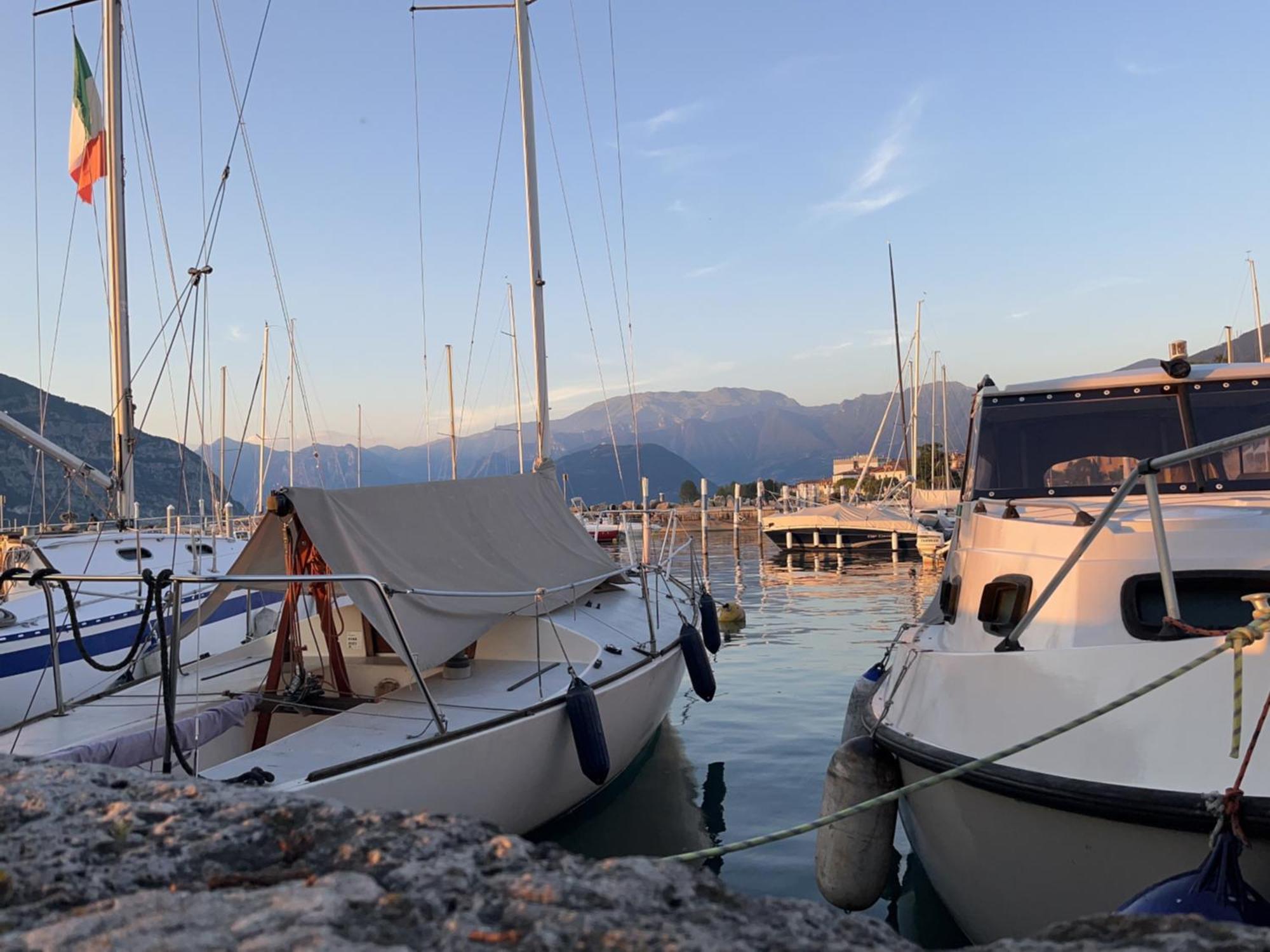 Anna Appartamento Vacanze Monticelli Brusati エクステリア 写真